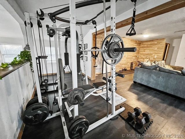 17902 E 688 Road, Tahlequah, OK 74464