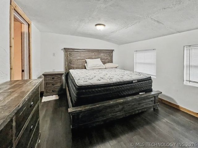 17902 E 688 Road, Tahlequah, OK 74464