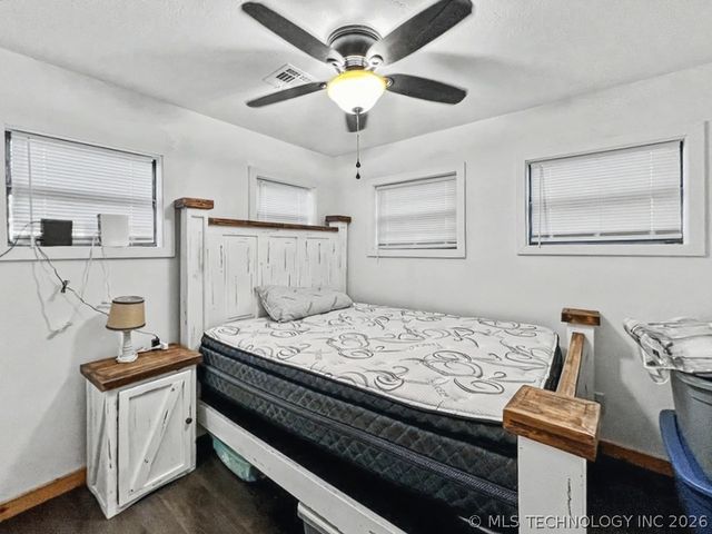 17902 E 688 Road, Tahlequah, OK 74464