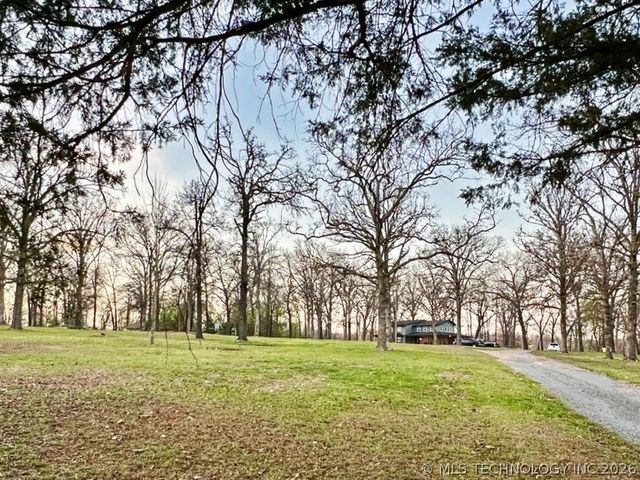 17902 E 688 Road, Tahlequah, OK 74464