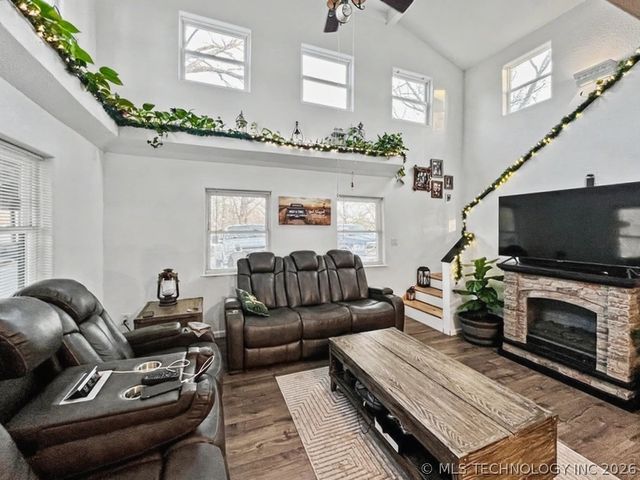 17902 E 688 Road, Tahlequah, OK 74464