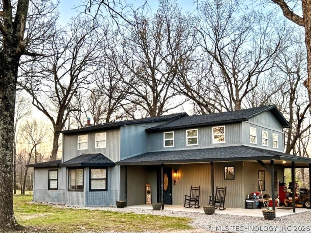 17902 E 688 Road, Tahlequah, OK 74464