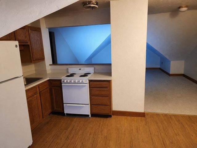 91 Pleasant 4, Stoughton, MA 02072