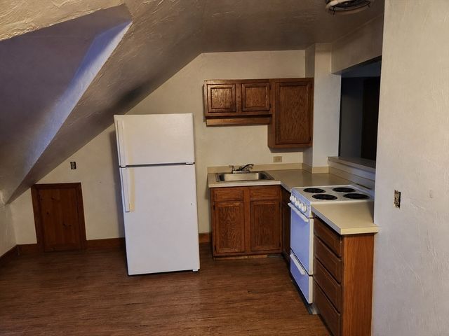 91 Pleasant 4, Stoughton, MA 02072