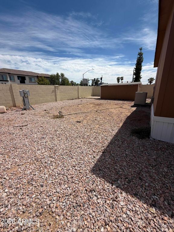 7810 W Peoria Avenue 21, Peoria, AZ 85345 — photo 4