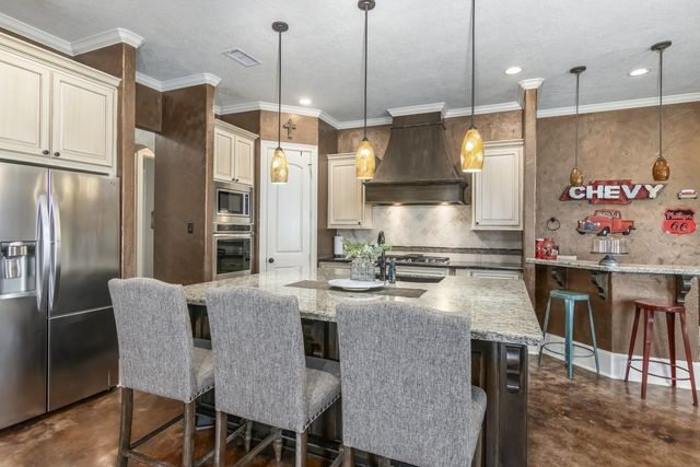 2915 Kennings Road, Crosby, TX 77532