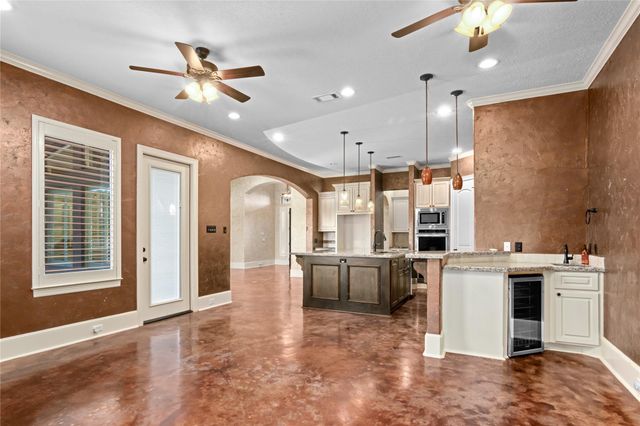 2915 Kennings Road, Crosby, TX 77532