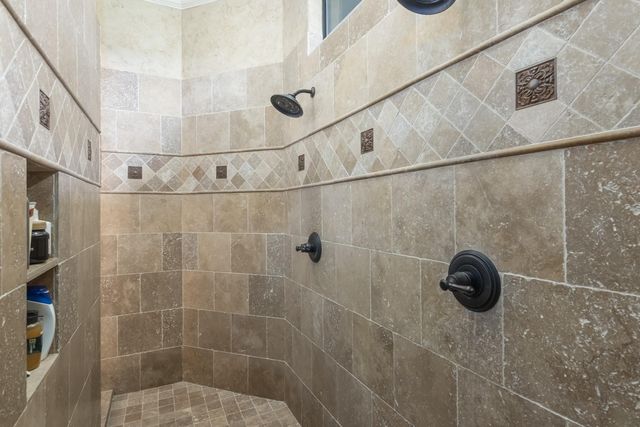 2915 Kennings Road, Crosby, TX 77532