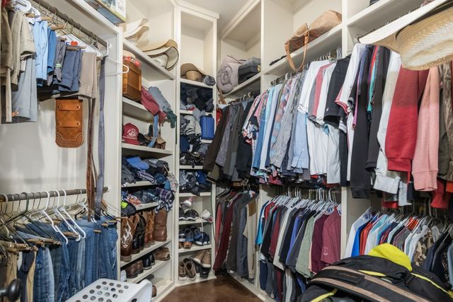 2915 Kennings Road, Crosby, TX 77532