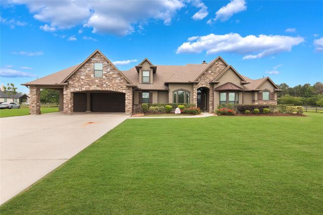 2915 Kennings Road, Crosby, TX 77532