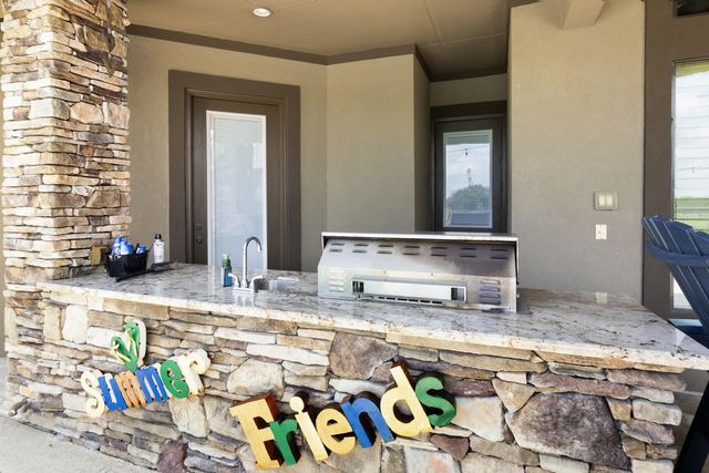 2915 Kennings Road, Crosby, TX 77532