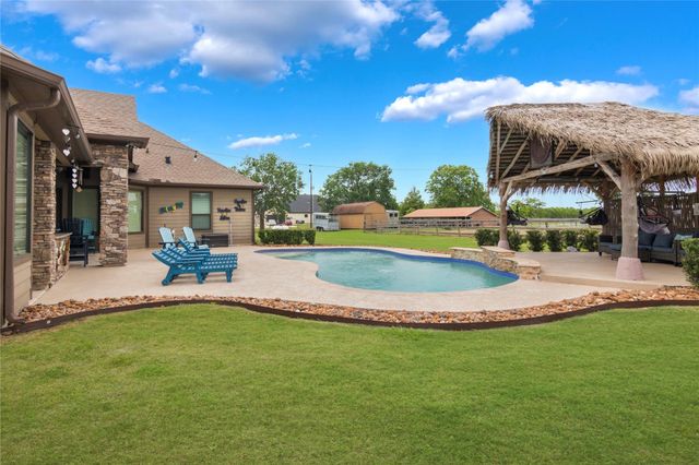 2915 Kennings Road, Crosby, TX 77532