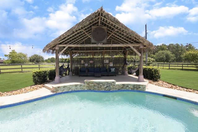 2915 Kennings Road, Crosby, TX 77532