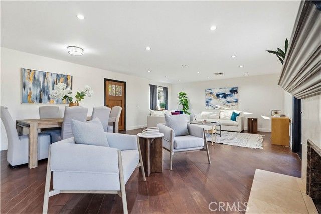 8008 Lena, West Hills (los Angeles), CA 91304