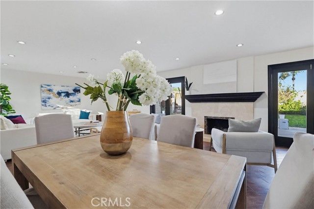 8008 Lena, West Hills (los Angeles), CA 91304