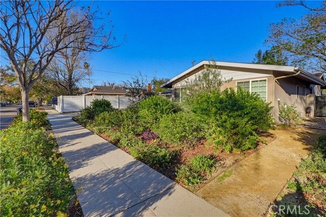 8008 Lena, West Hills (los Angeles), CA 91304