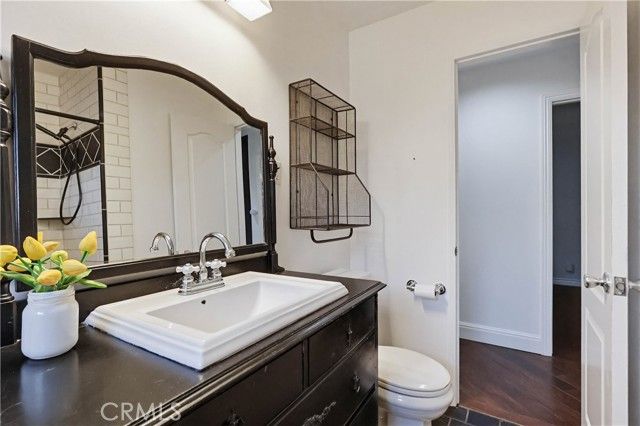 8008 Lena, West Hills (los Angeles), CA 91304