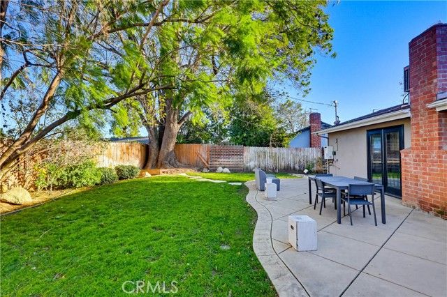 8008 Lena, West Hills (los Angeles), CA 91304