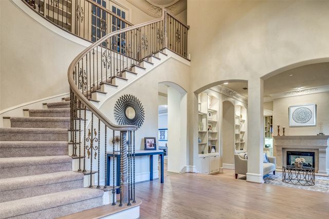 1819 Broken Bend Drive, Westlake, TX 76262