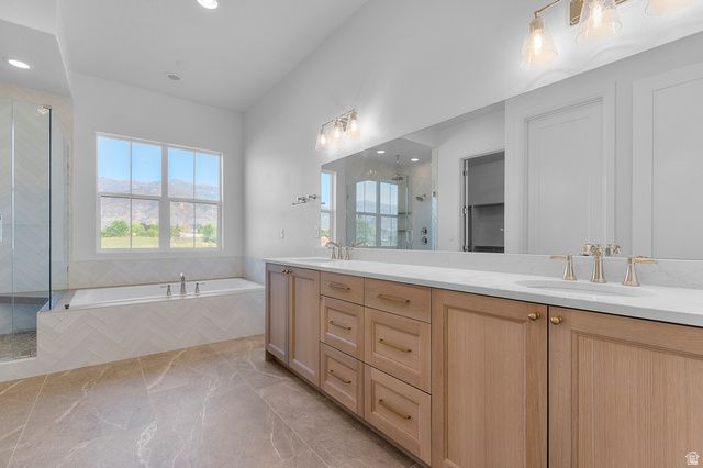 461 W SUMMIT LN, Kaysville, UT 84037