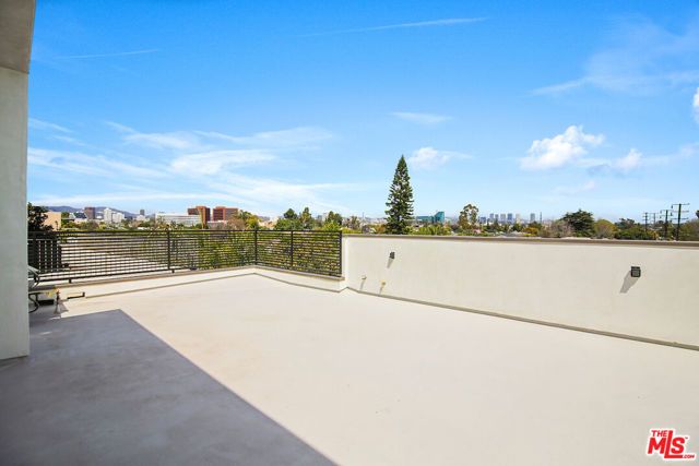 2496 S CENTINELA Avenue 4, Los Angeles, CA 90064