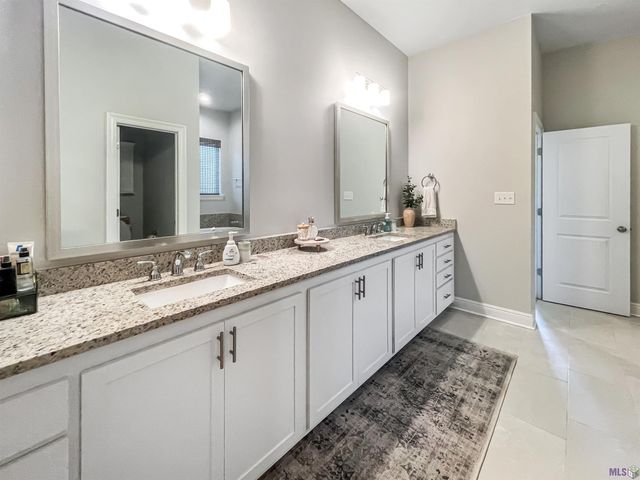 23342 Cypress Cove, Springfield, LA 70462