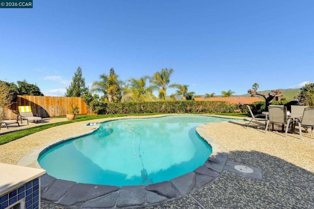 5817 5817 Mitchell Canyon Ct, Clayton, CA 94517