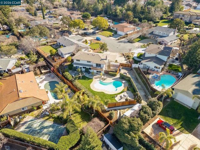 5817 5817 Mitchell Canyon Ct, Clayton, CA 94517