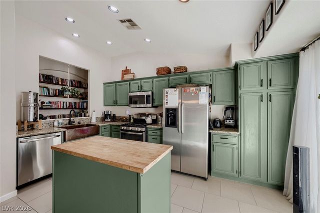 7921 Purple Mountain Avenue, Las Vegas, NV 89131