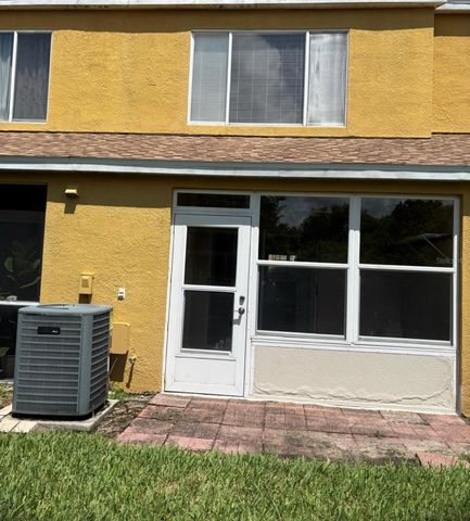 1250 REDONDO WAY, Wesley Chapel, FL 33543