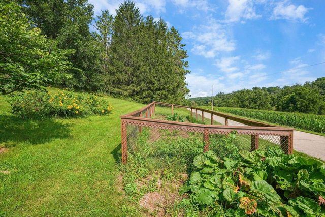 10576 Mayflower Road, Mount Horeb, WI 53572