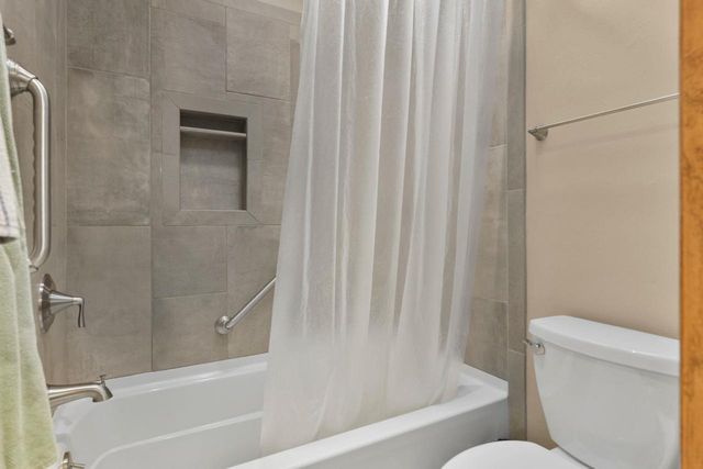 10576 Mayflower Road, Mount Horeb, WI 53572