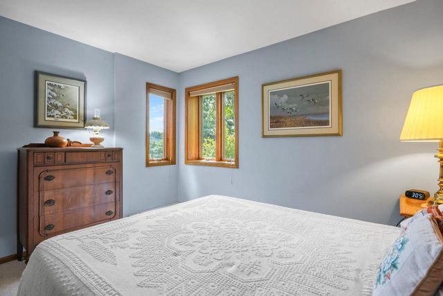 10576 Mayflower Road, Mount Horeb, WI 53572