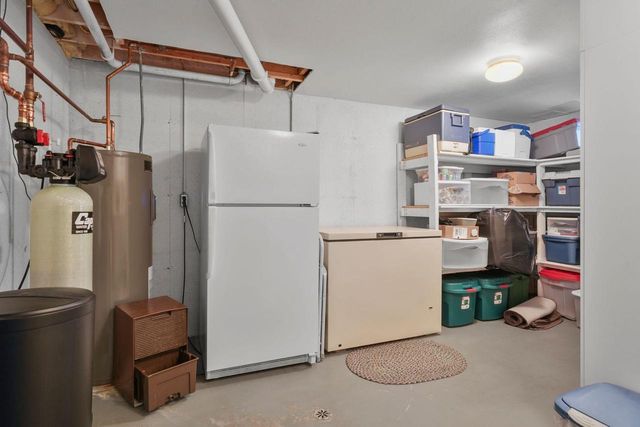 10576 Mayflower Road, Mount Horeb, WI 53572