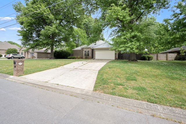 2250 Tedder Blvd, Murfreesboro, TN 37129