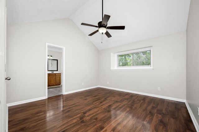 2250 Tedder Blvd, Murfreesboro, TN 37129