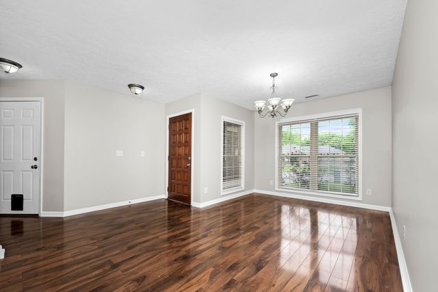 2250 Tedder Blvd, Murfreesboro, TN 37129