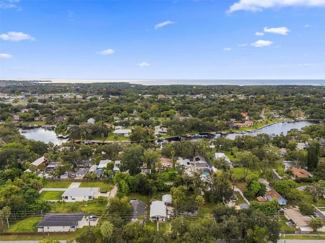 7051 WASHINGTON STREET, New Port Richey, FL 34652