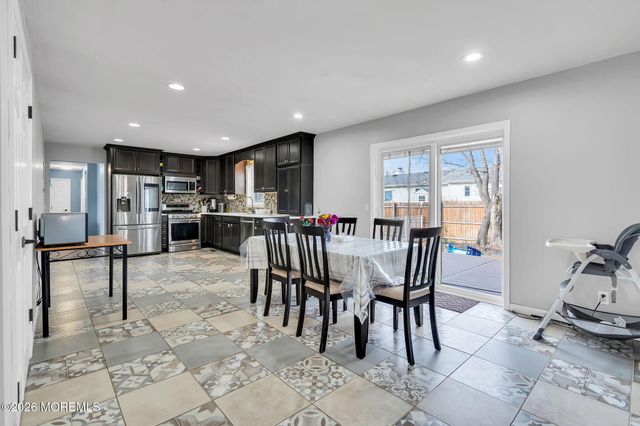 1117 6th Avenue, Toms River, NJ 08757