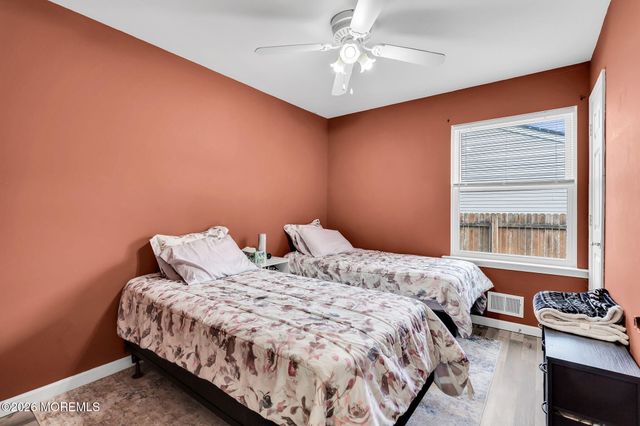 1117 6th Avenue, Toms River, NJ 08757