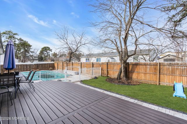 1117 6th Avenue, Toms River, NJ 08757