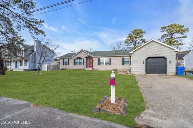 1117 6th Avenue, Toms River, NJ 08757