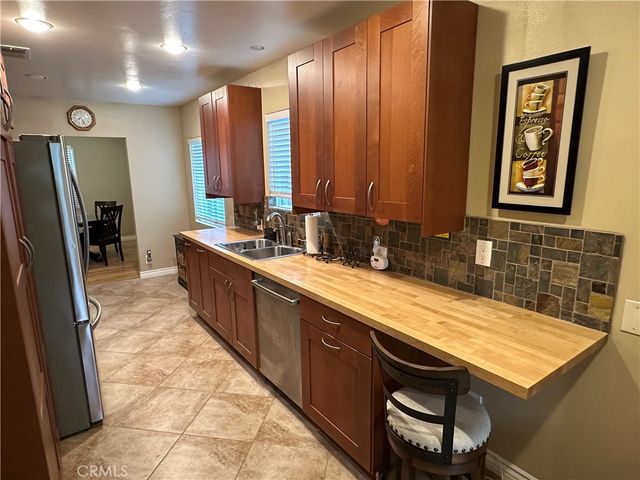 21339 Velicata Steet, Woodland Hills, CA 91364