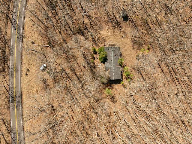 7822 Barnhill Rd, Primm Springs, TN 38476