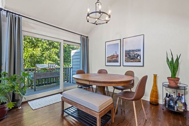 9222 Church Road 117, Dallas, TX 75231