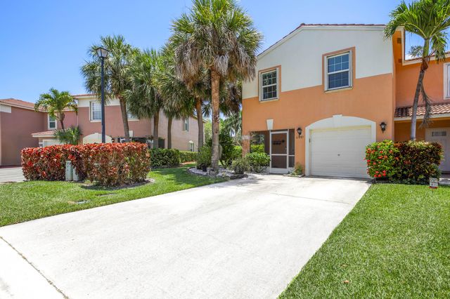 6881 Willow Creek Run, Greenacres, FL 33463