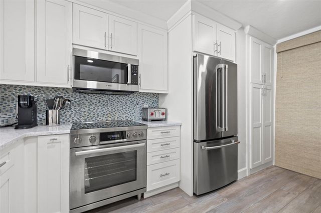 615 DREAM ISLAND PLACE 210, Longboat Key, FL 34228