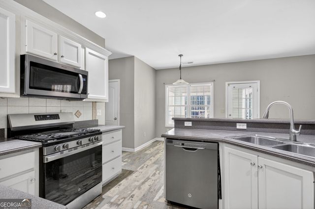 1136 Mason Lee Avenue, Loganville, GA 30052