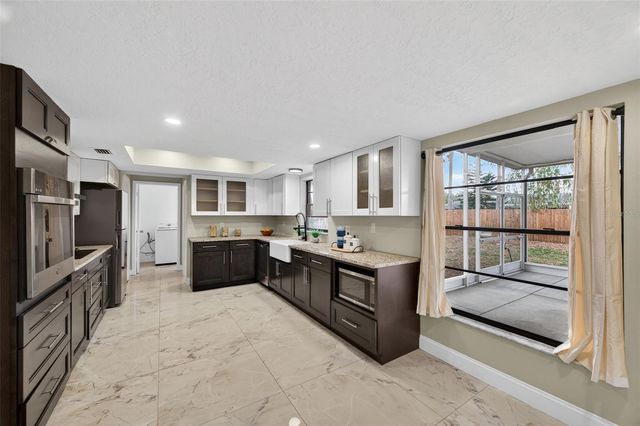 520 WYNNWOOD DRIVE, Brandon, FL 33511