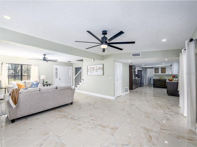 520 WYNNWOOD DRIVE, Brandon, FL 33511